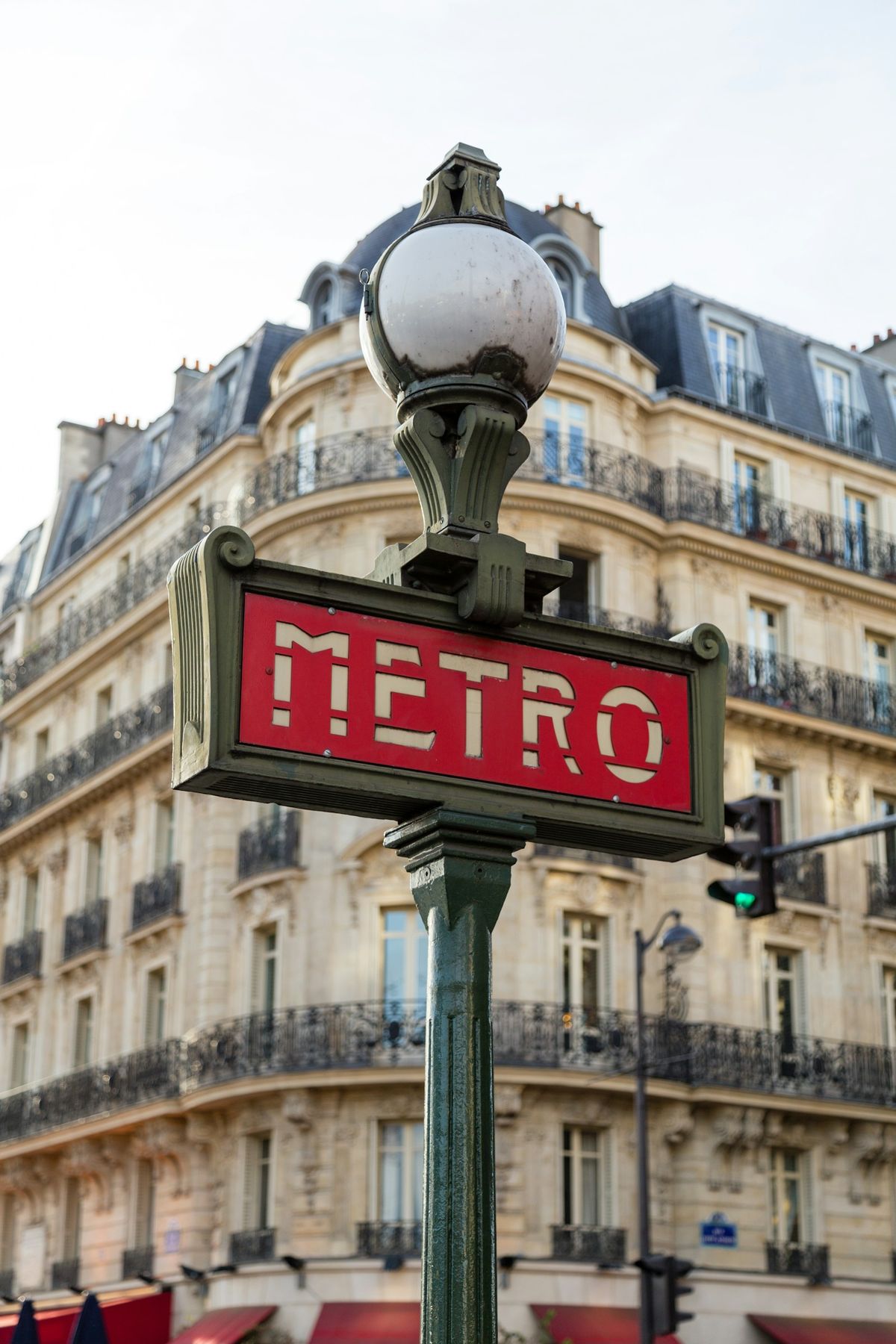Skilt for Paris-metroen